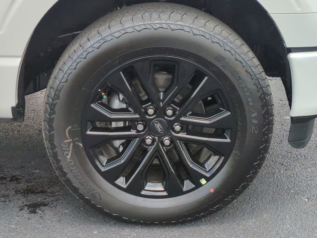 2025 Ford F-150 Lariat - Photo 11