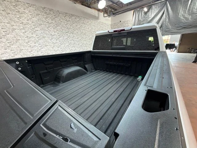 Used 2024 White Frost Tricoat GMC Denali Ultimate image 14