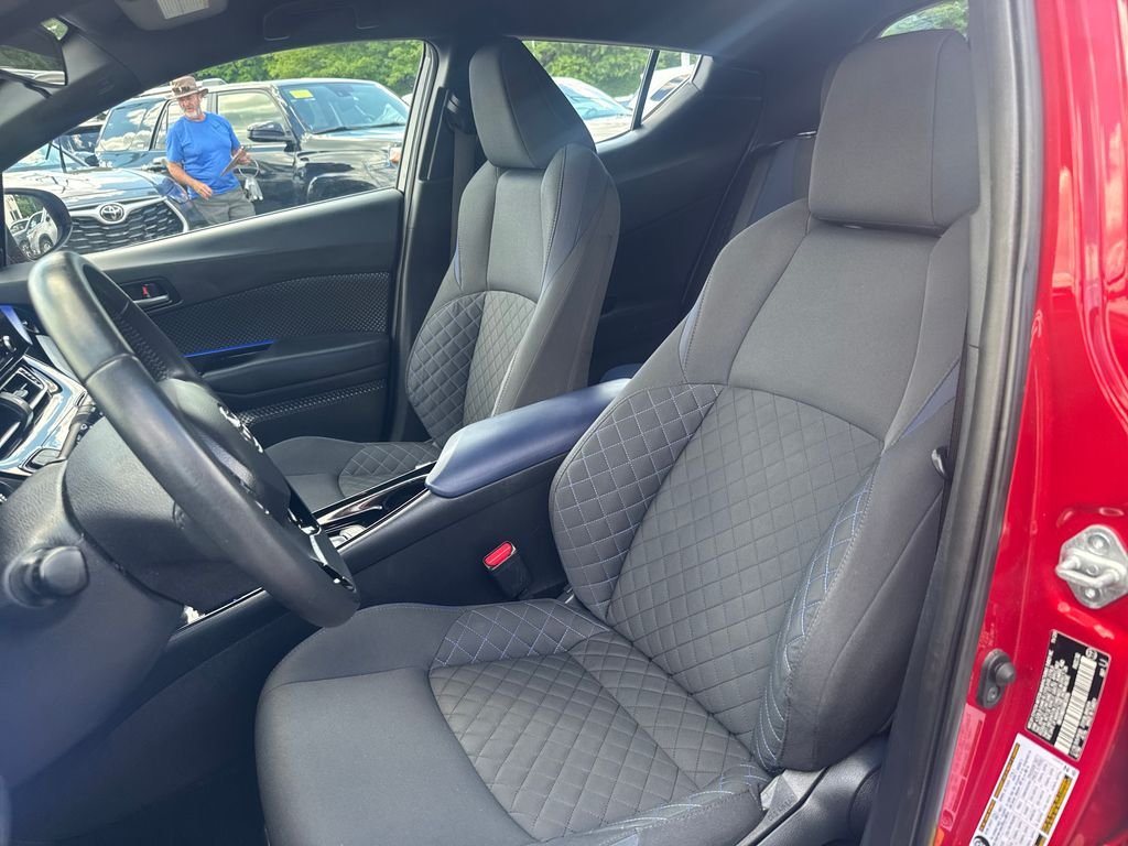 Used 2021 Red Toyota XLE image 15