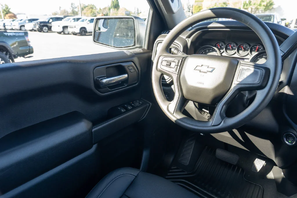 2026 Chevrolet Silverado 1500 Custom - Photo 11