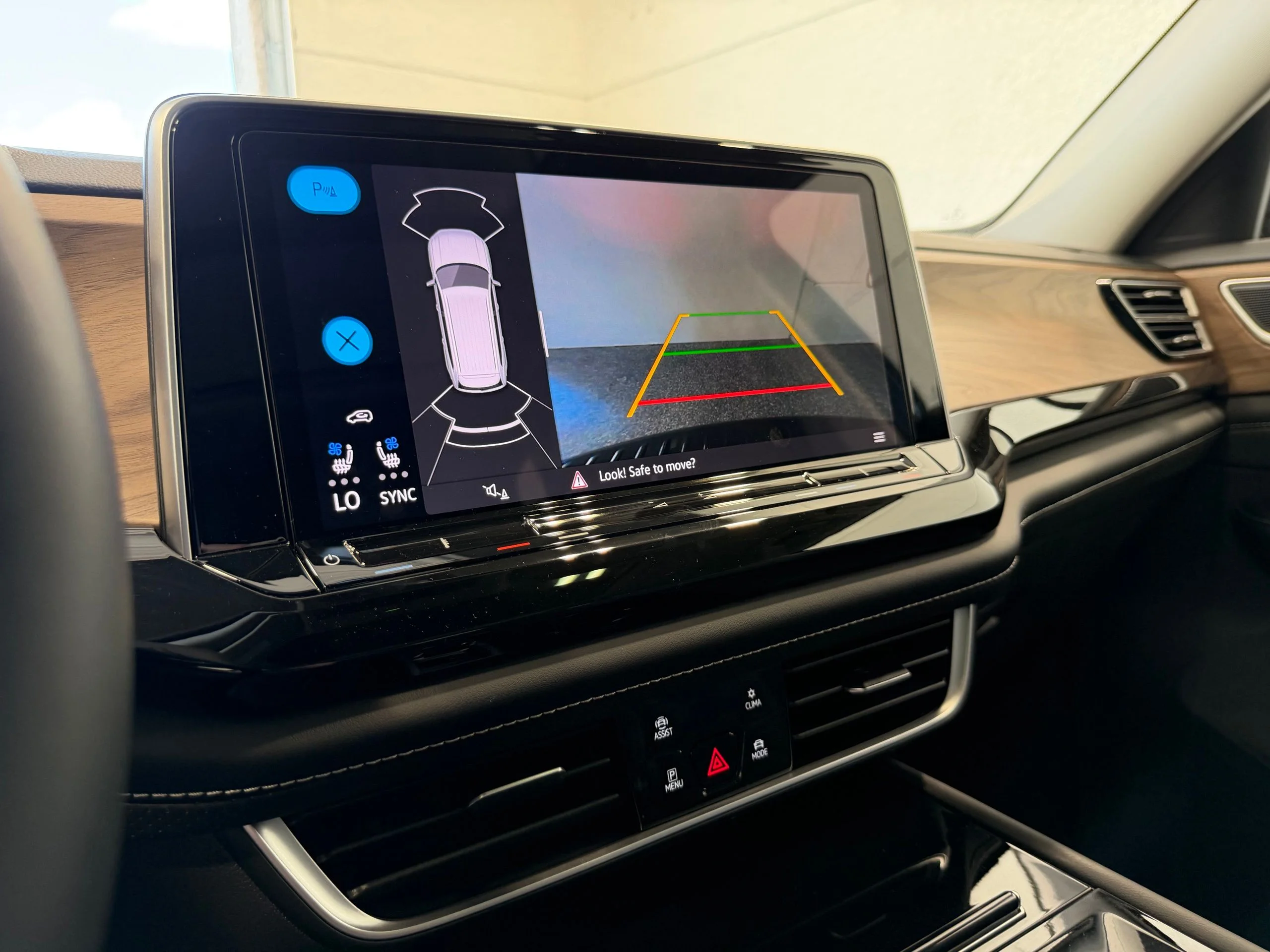 2026 Volkswagen Atlas SE w/Tech - Photo 51