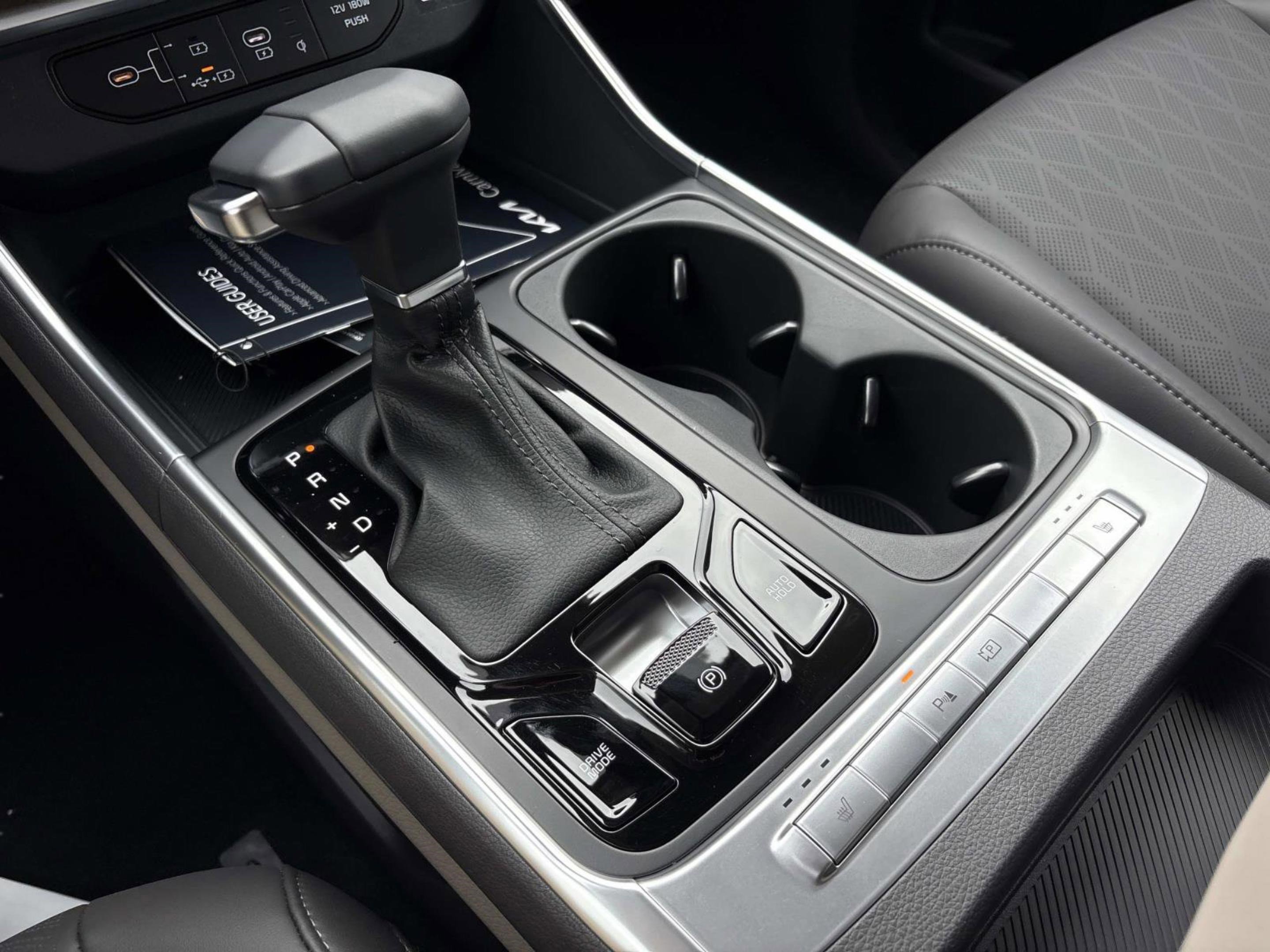 New 2026 Ivory Silver Kia EX image 30