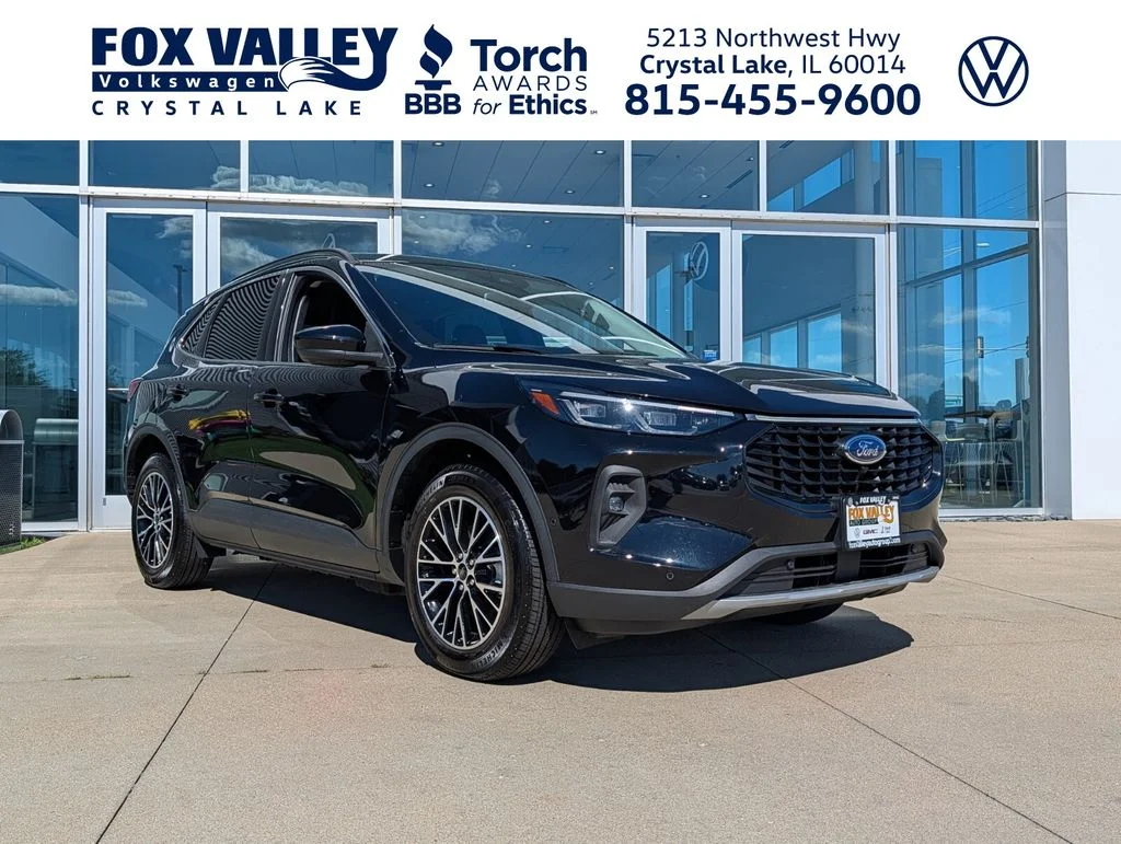 Used 2023 Black Ford Base image 1
