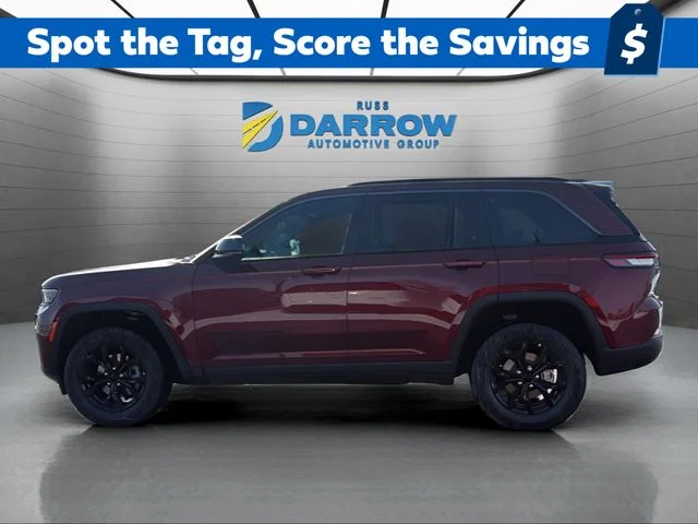 New 2026 Velvet Red Pearl-Coat Exterior Paint Jeep Altitude image 2