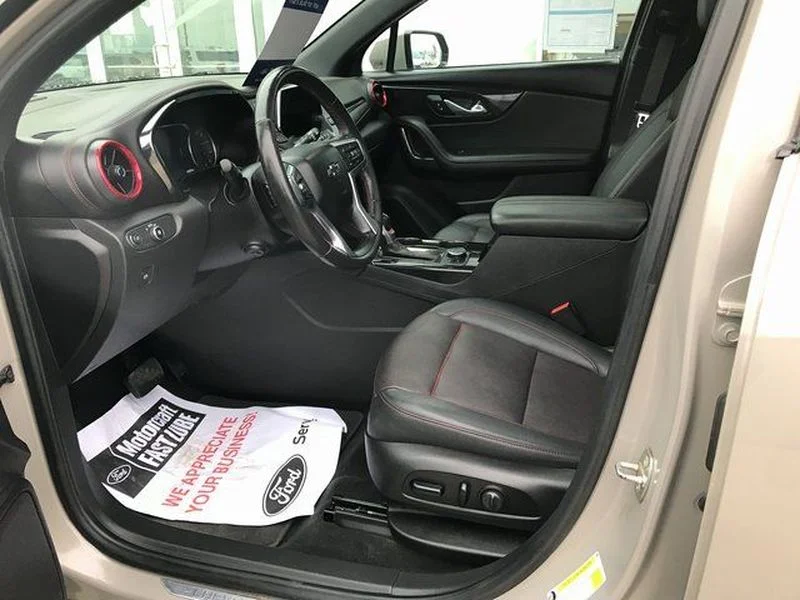 Certified Used 2021 Pewter Metallic Chevrolet RS image 6