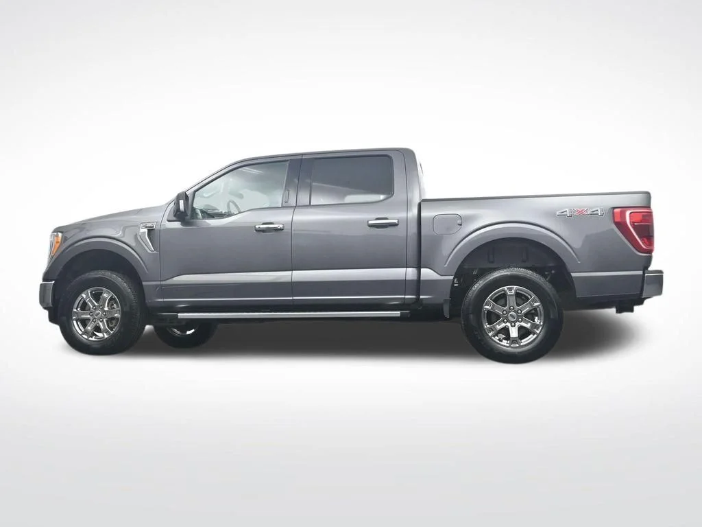 Used 2023 Gray Ford XLT image 36