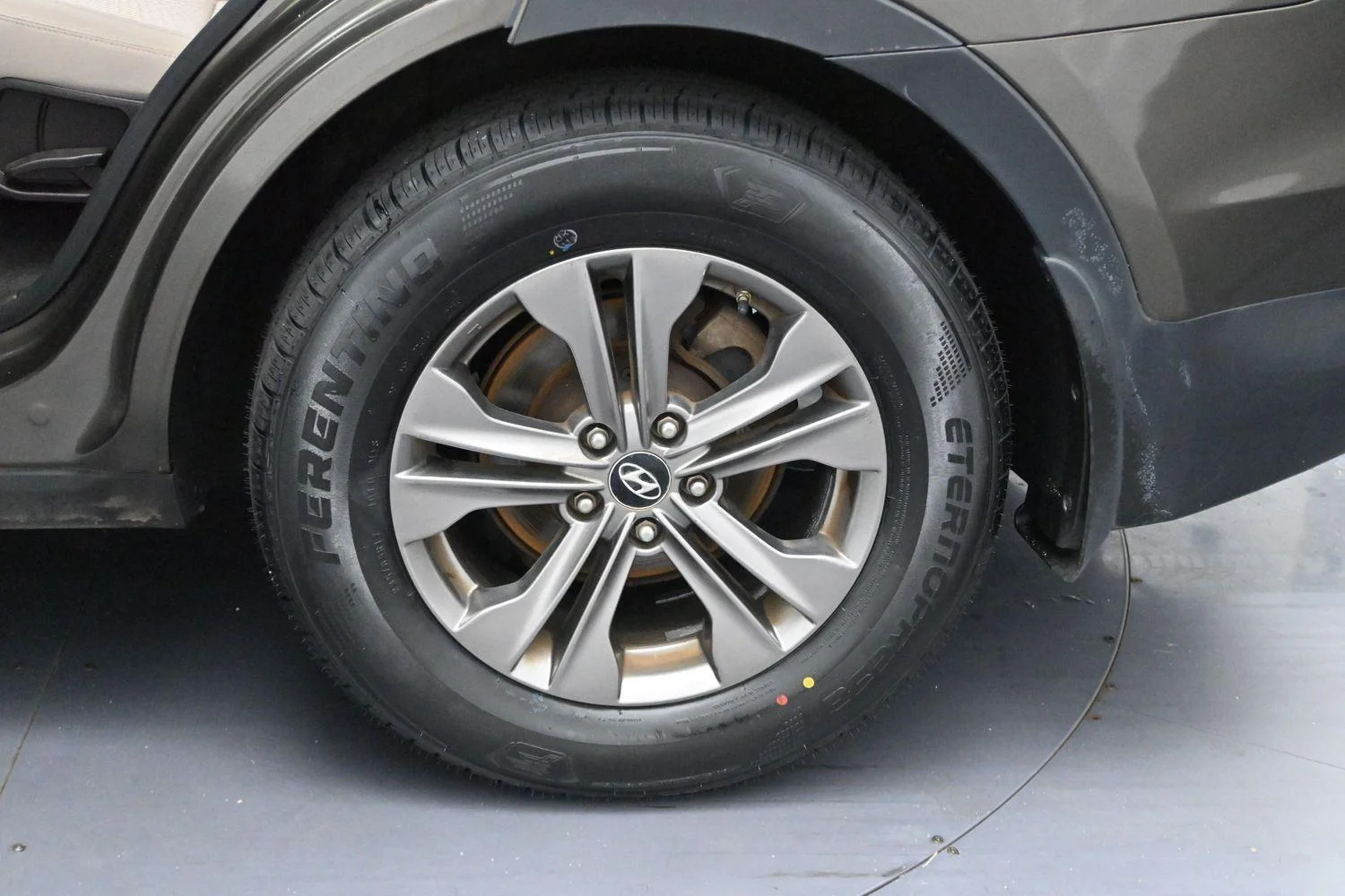 Used 2013 Cabo Bronze Hyundai Sport image 30