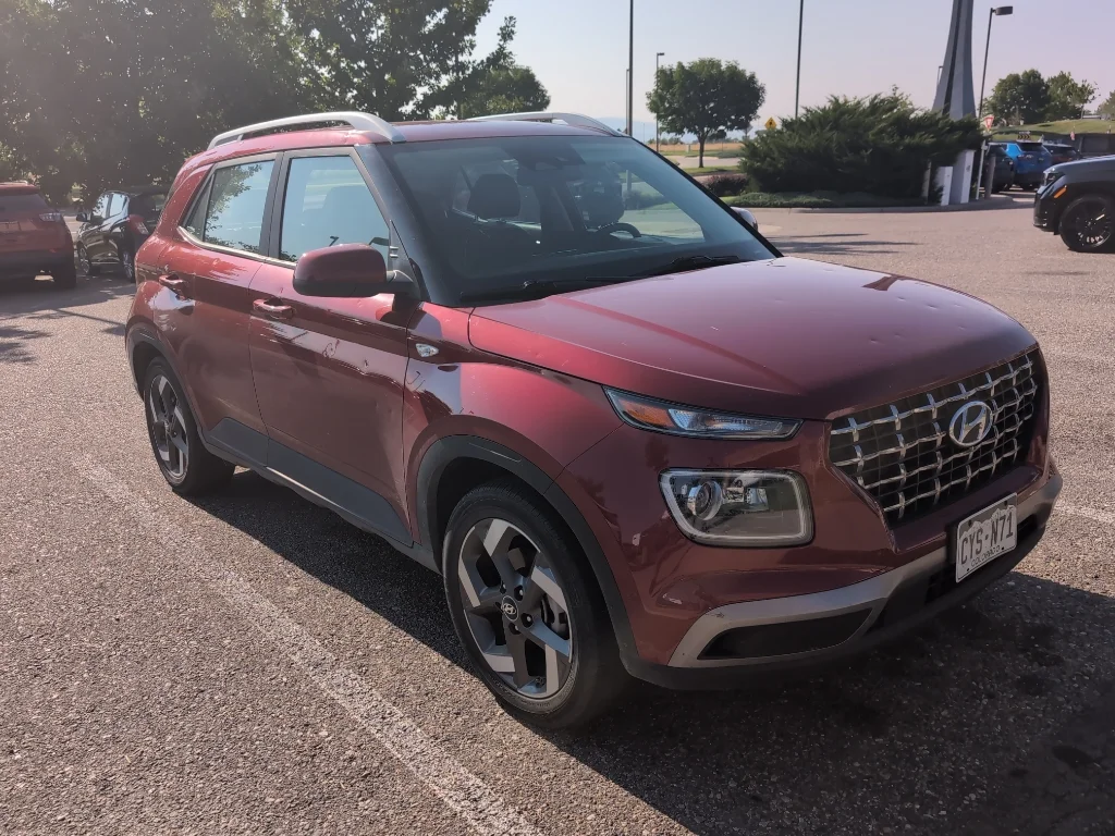 Used 2024 Ultimate Red Hyundai Limited image 4
