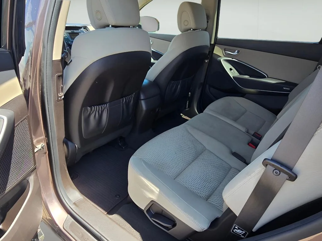 Used 2015 Frosted Mocha Hyundai GLS image 12