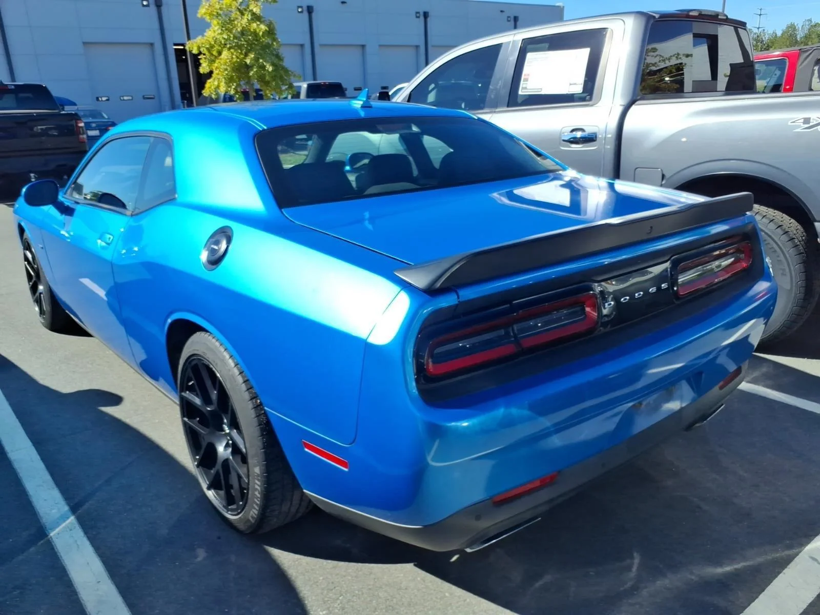 Used 2015 B5 Blue Pearl Coat Dodge R/T Plus Shaker image 15