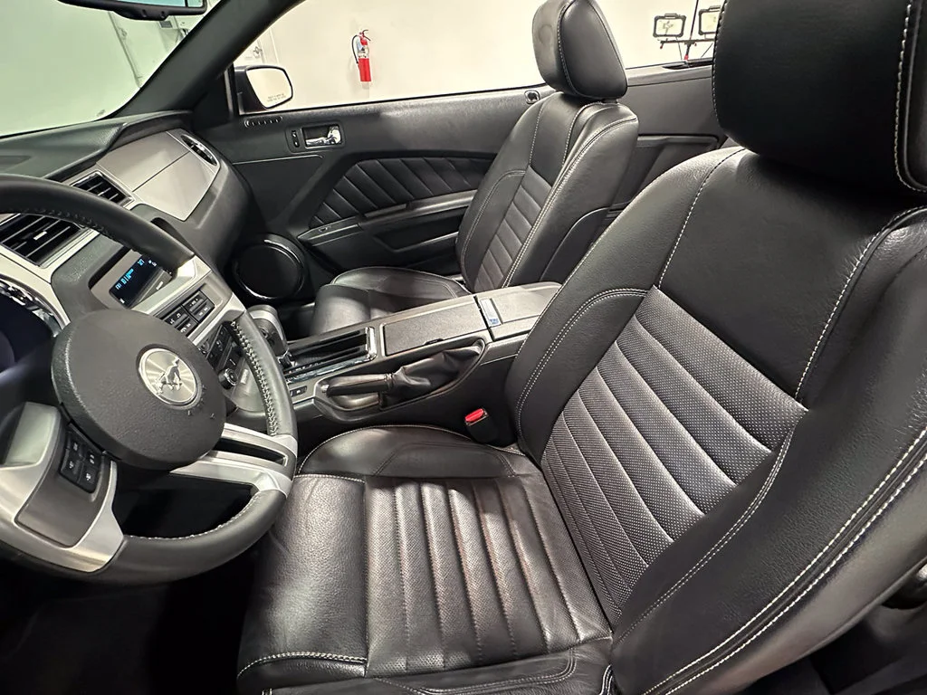Used 2010 Red Ford V6 image 70
