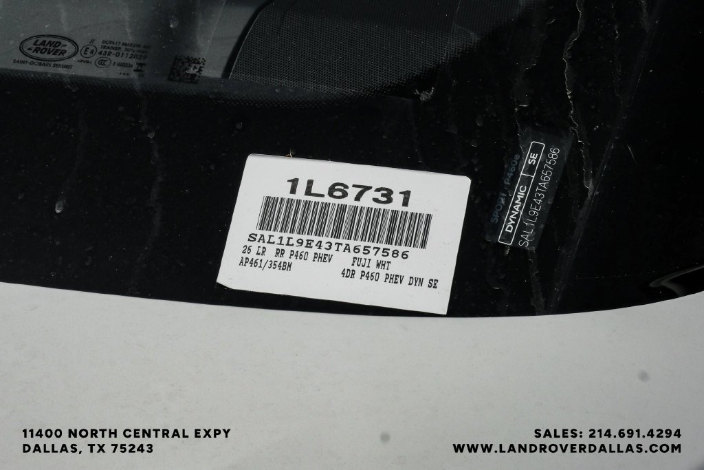 New 2026 Fuji White Land Rover Dynamic SE image 53