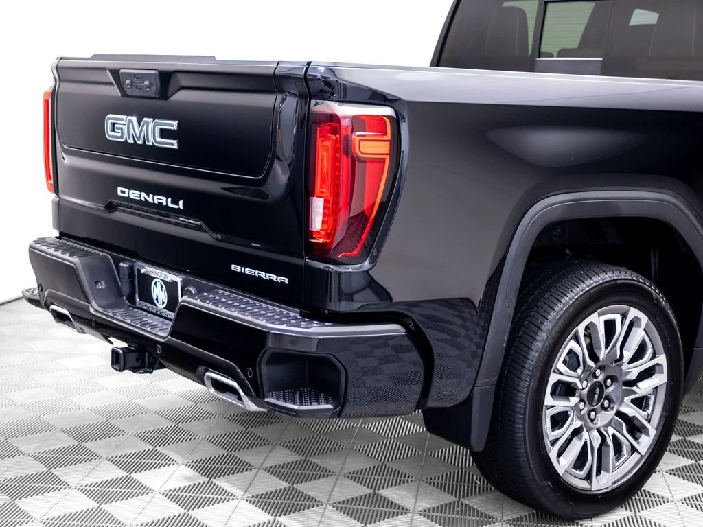 Used 2025 Black GMC Denali Ultimate image 34