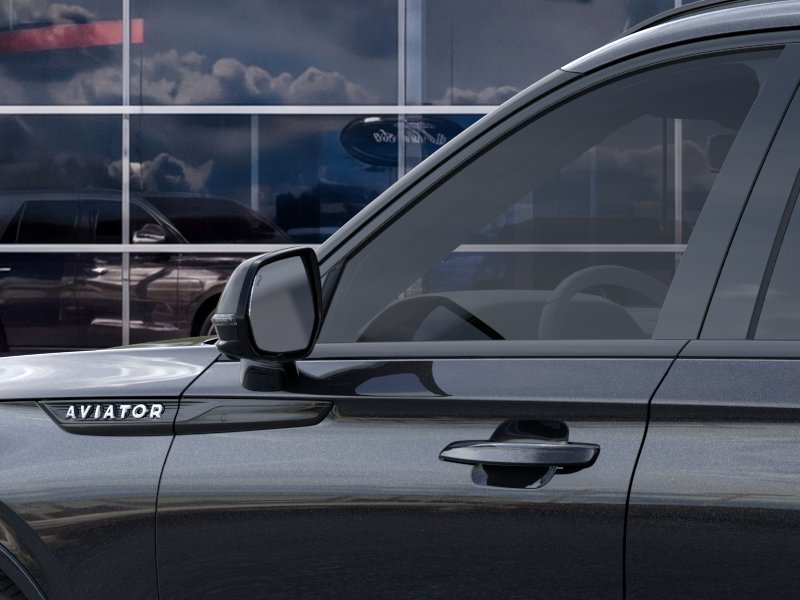 New 2026 Infinite Black Metallic Clearcoat Lincoln Premiere® image 20
