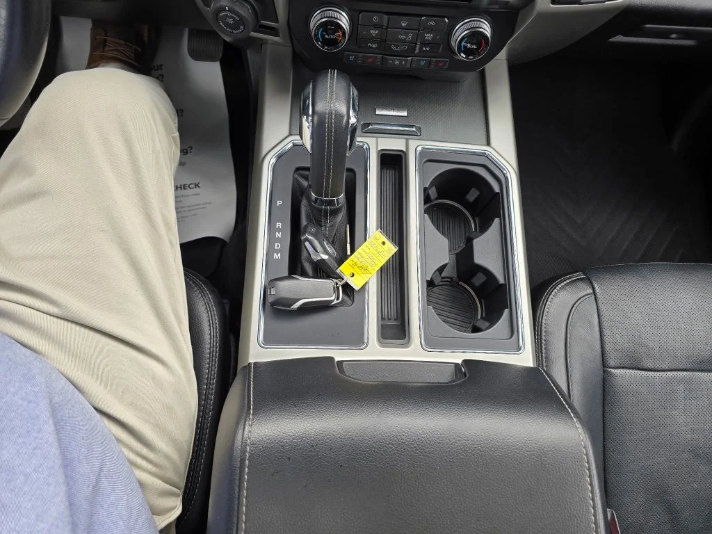 Used 2017 Magnetic Ford  image 13