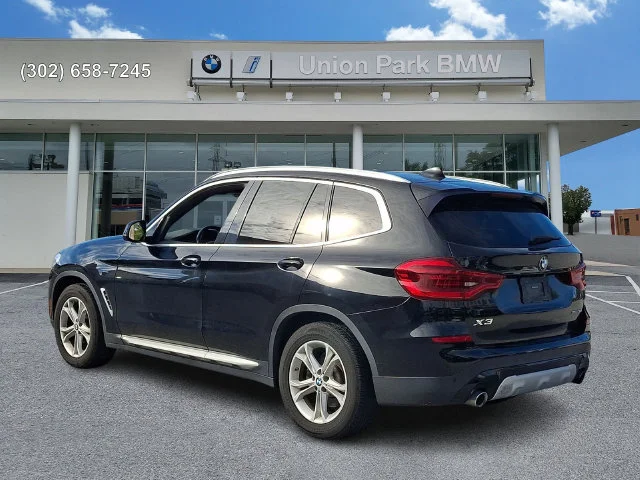 Used 2019 Jet Black BMW xDrive30i image 6