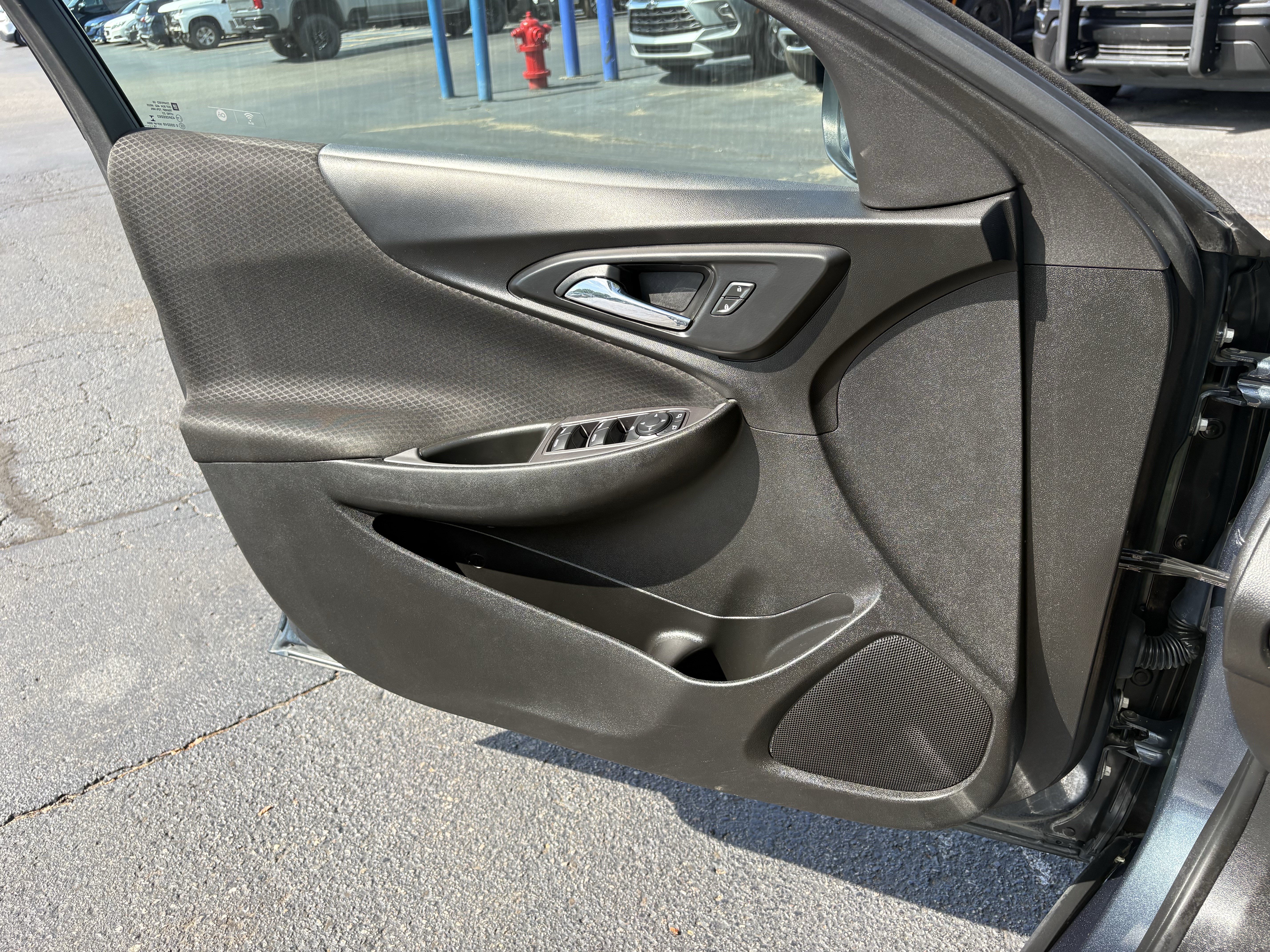 Used 2020 SHADOW GRAY METALLIC Chevrolet RS image 15