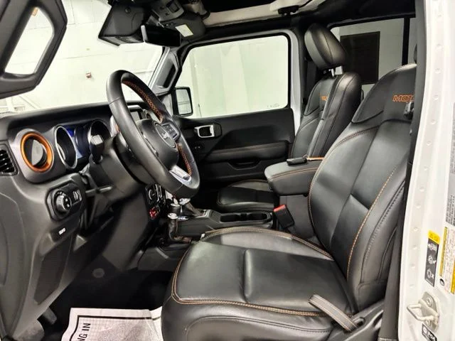 Used 2023 White Jeep Mojave image 15
