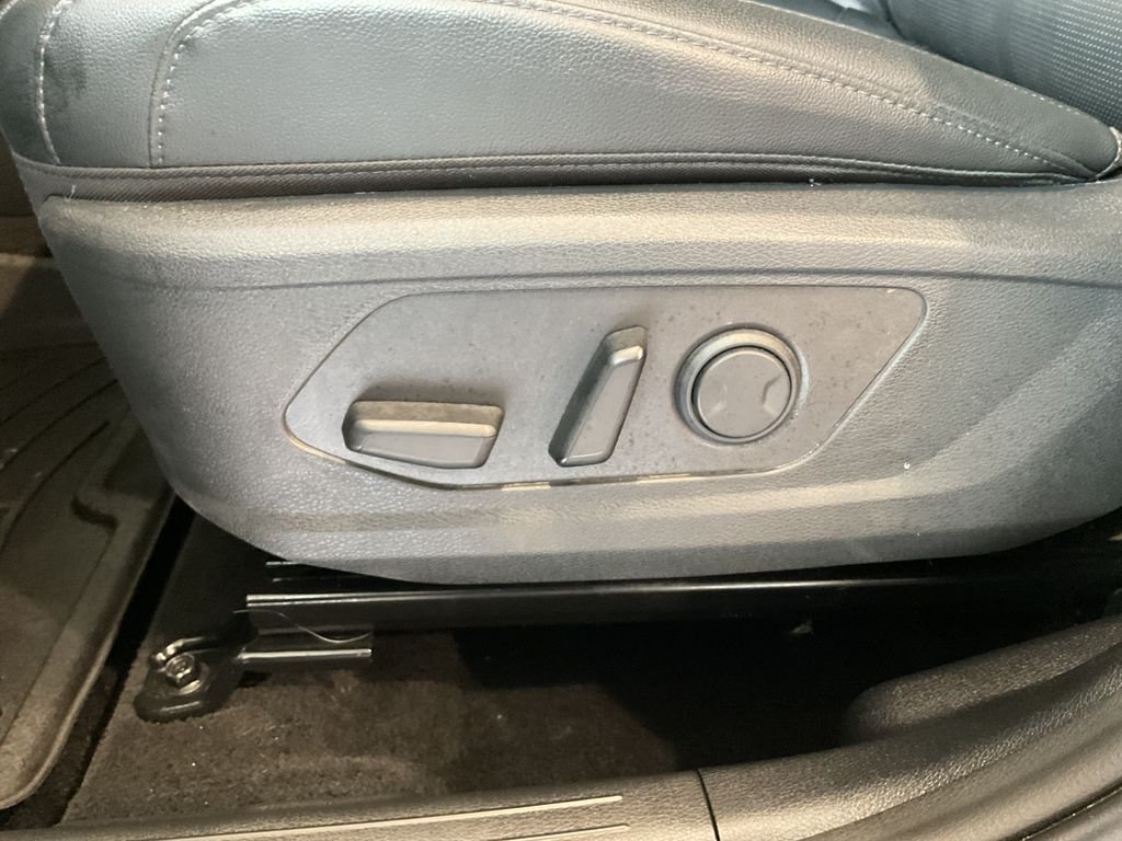 Used 2026 Gray Kia EX image 15
