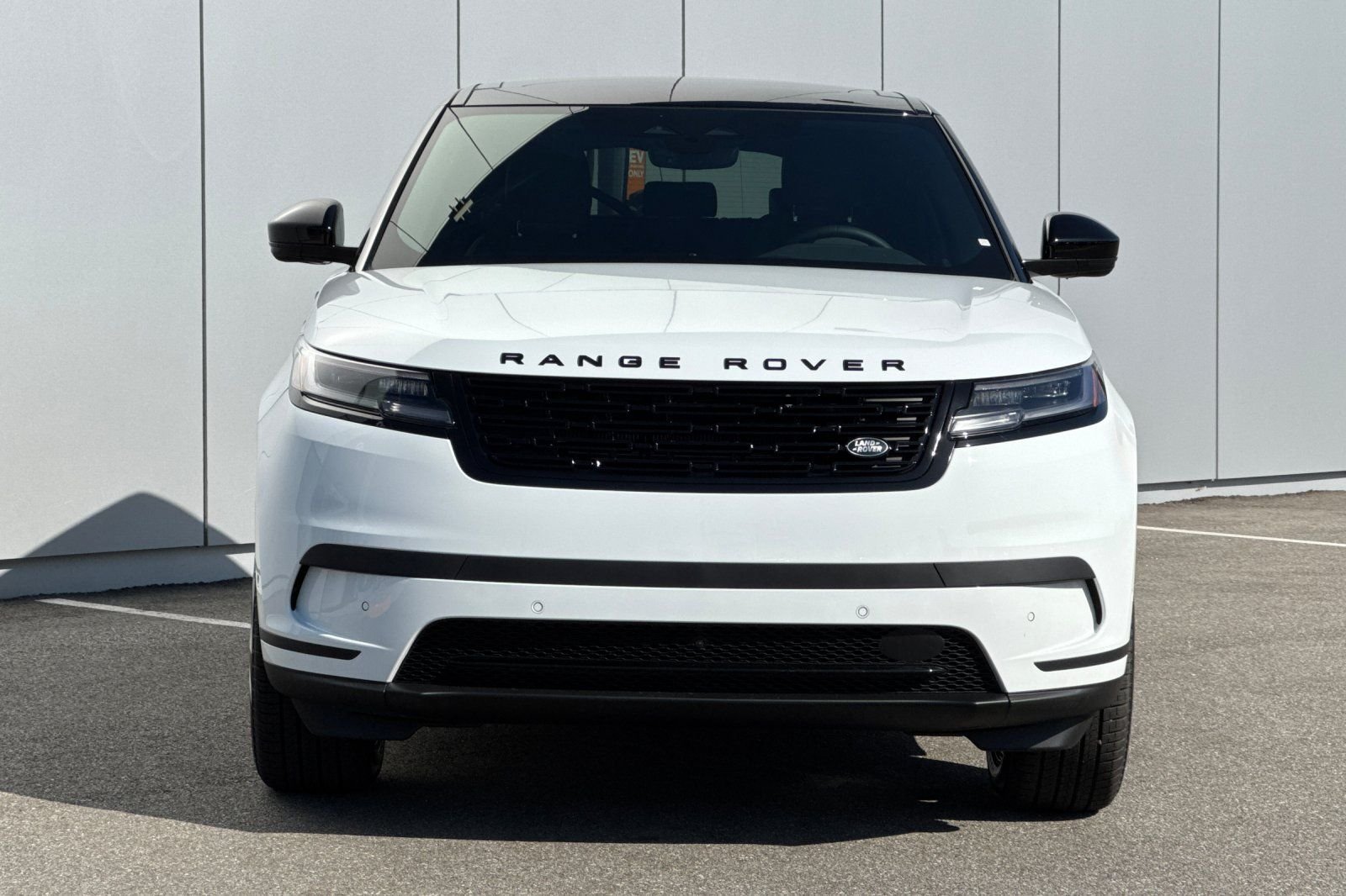 New 2026 Fuji White Land Rover S image 8