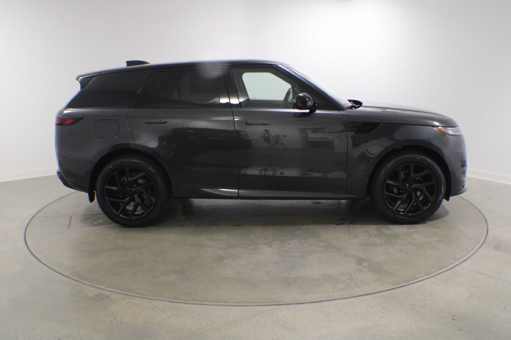 New 2027 Carpathian Grey Land Rover Dynamic SE image 7