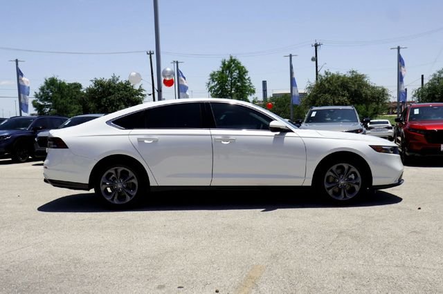 New 2026 Platinum White Pearl Honda EX-L image 4