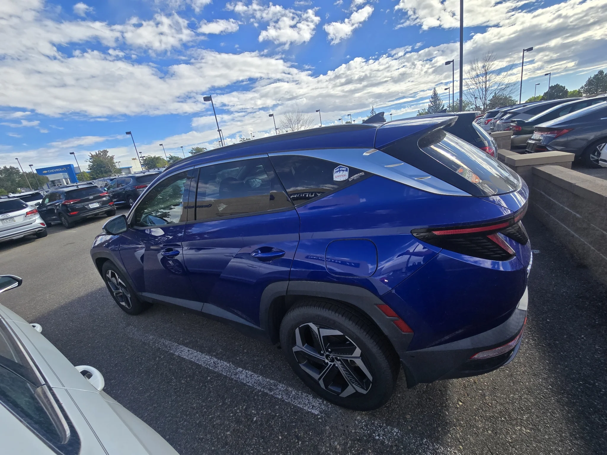 Used 2022 Intense Blue Hyundai Limited image 14
