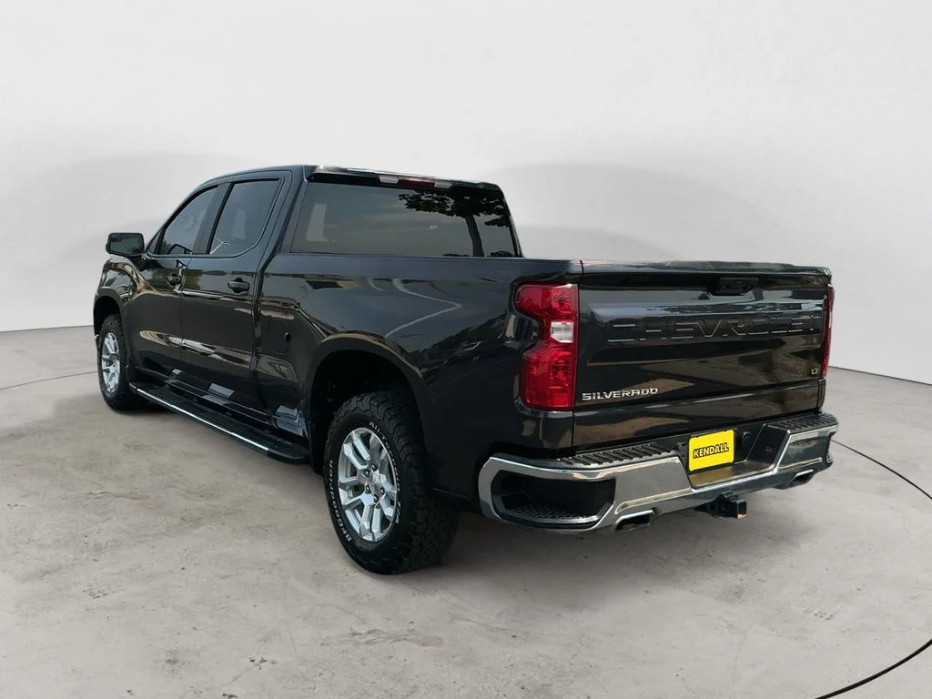 Used 2022 Gray Chevrolet LT image 7