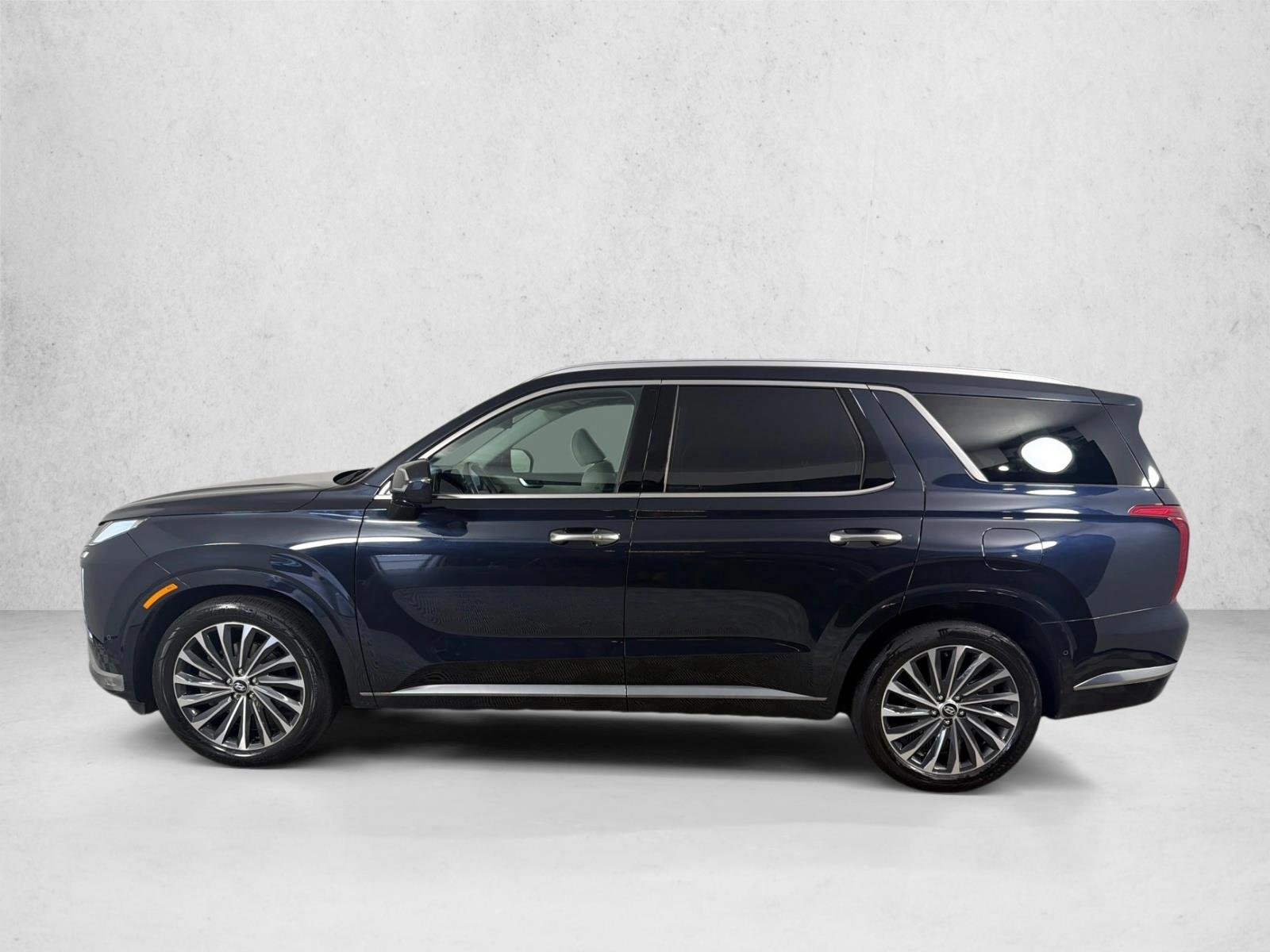 Used 2023 Moonlight Cloud Hyundai Calligraphy image 8