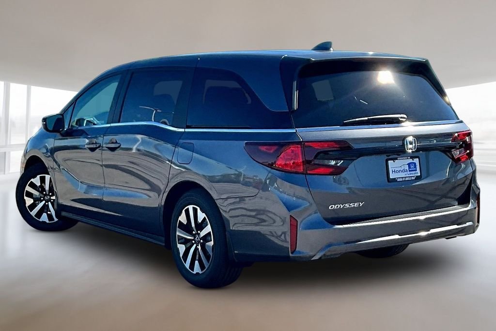 New 2026 Modern Steel Metallic Honda EX-L image 3