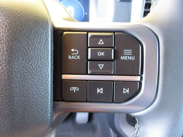 New 2026 Carbonized Gray Metallic Ford XLT image 16