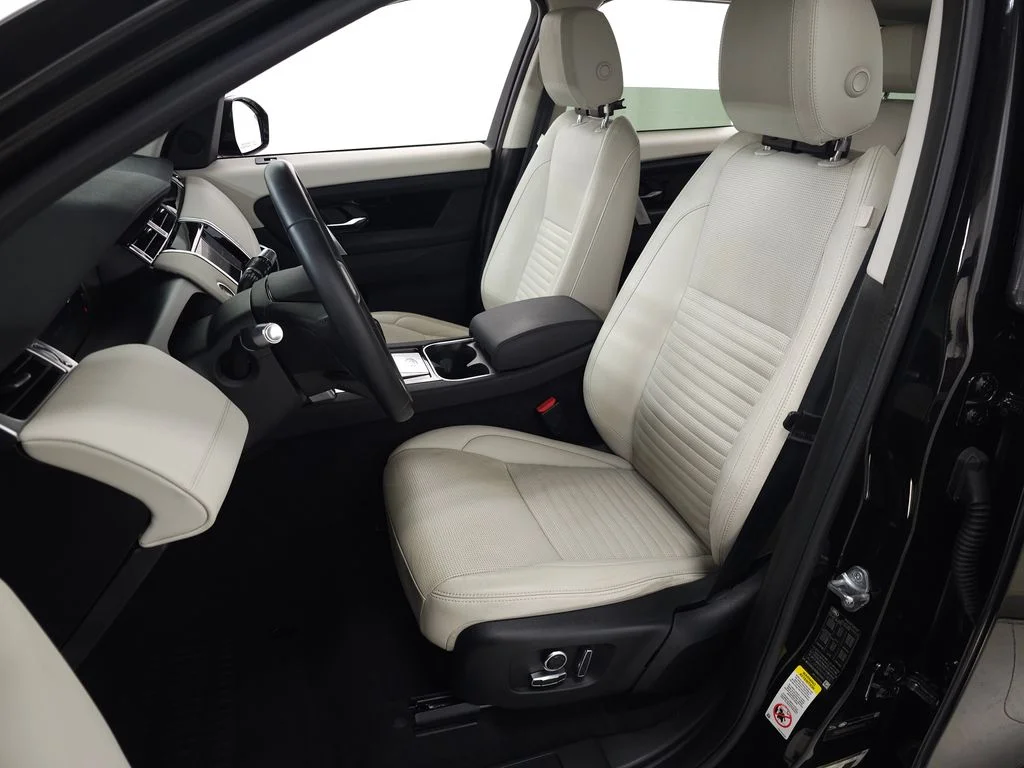 Used 2022 Black Land Rover S image 18