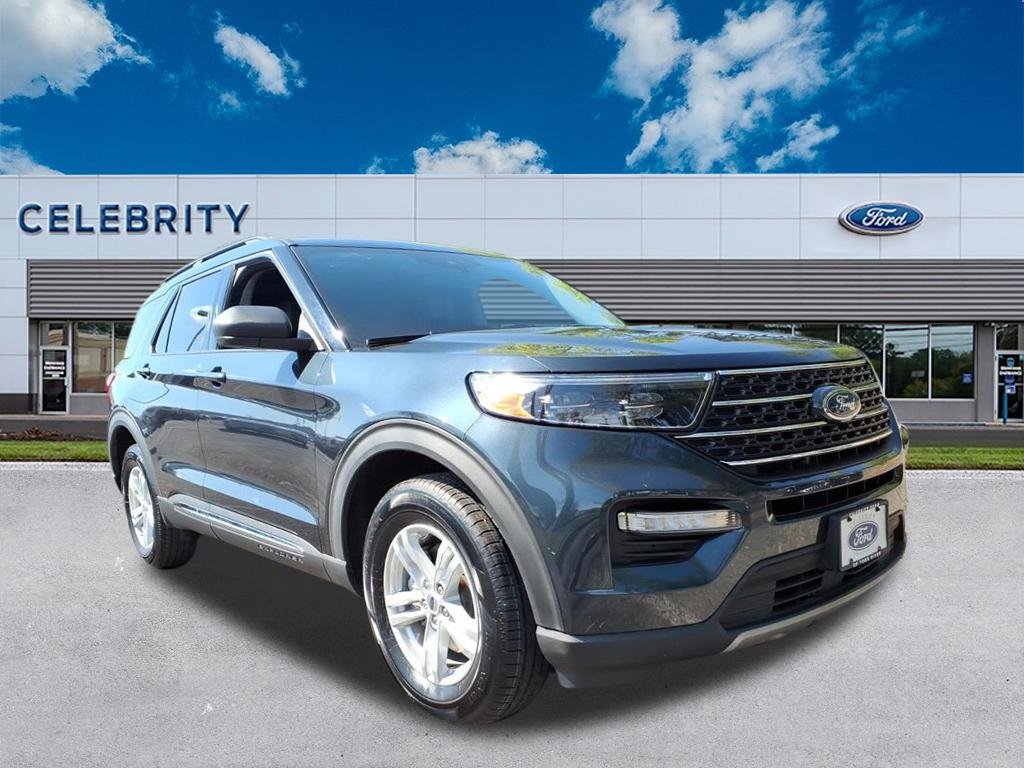 2022 Ford Explorer XLT 4WD's photo