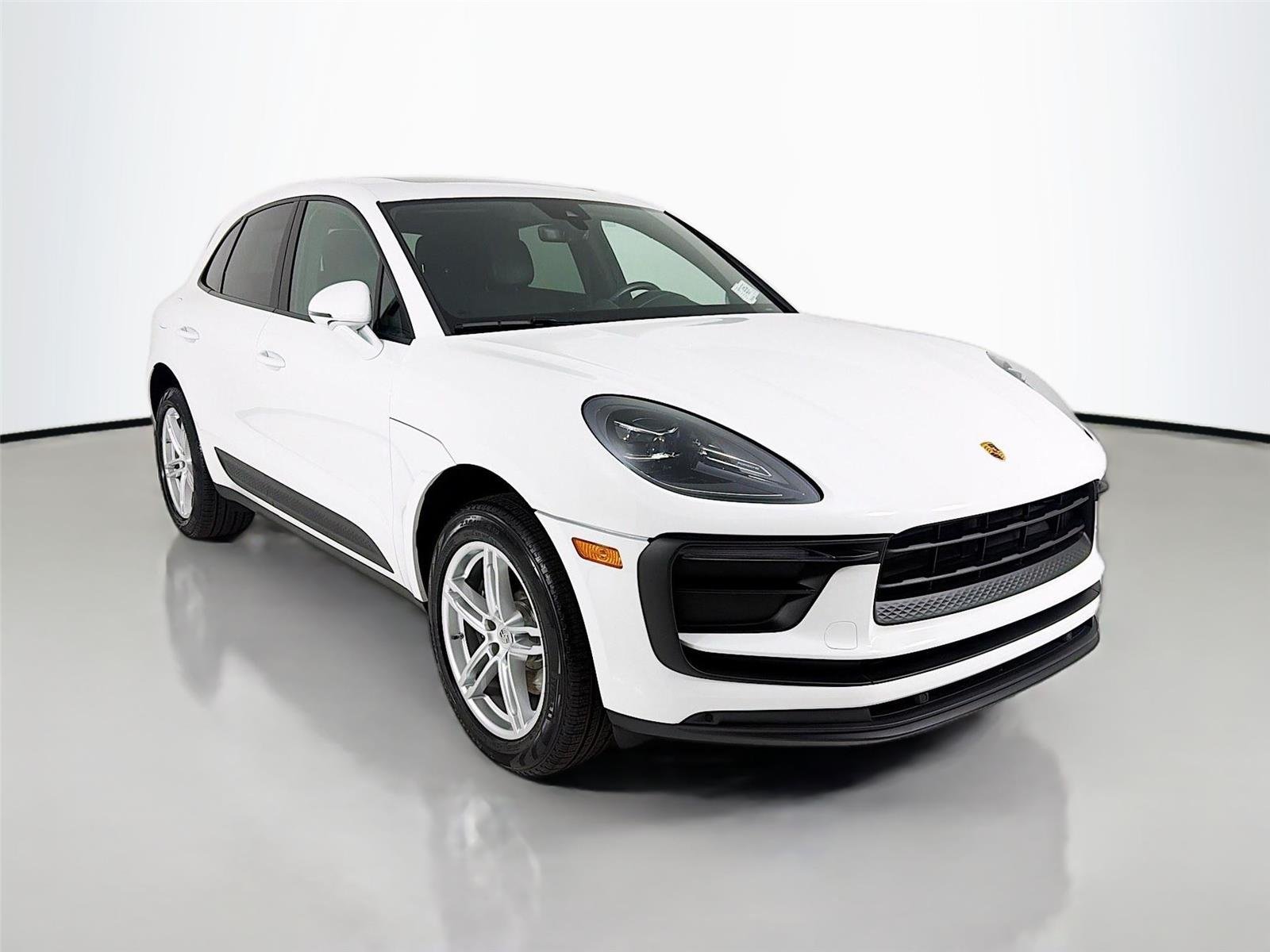 Used 2022 White Porsche  image 29