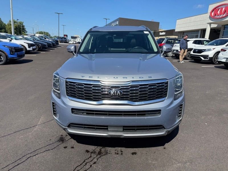 Used 2020 Silver Kia S image 2
