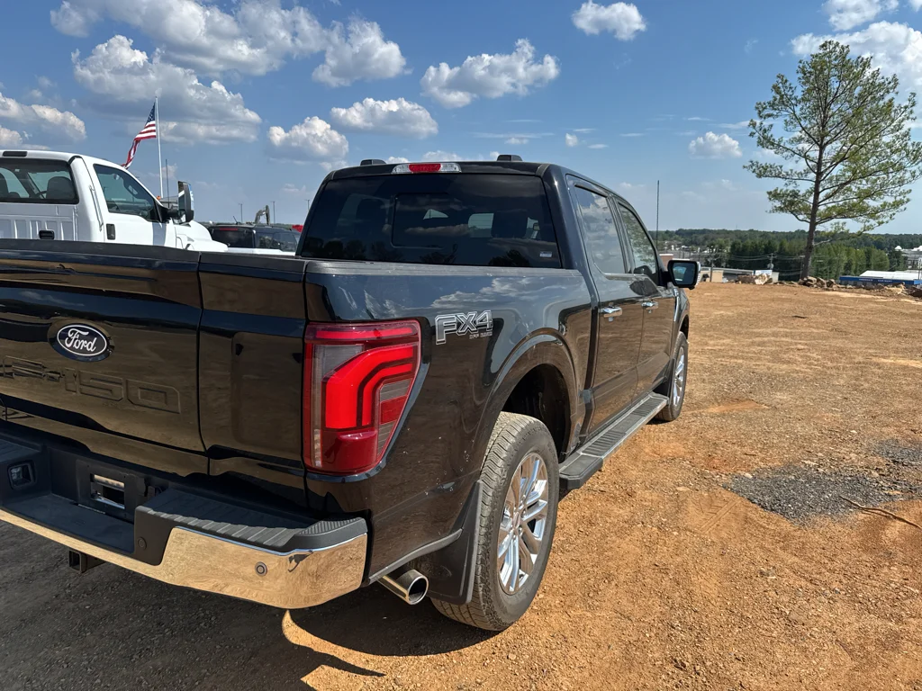 Certified Used 2025 Agate Black Metallic Ford LARIAT image 5