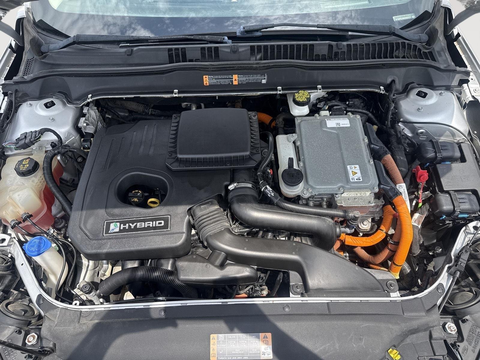Used 2019 Ingot Silver Ford SE image 8
