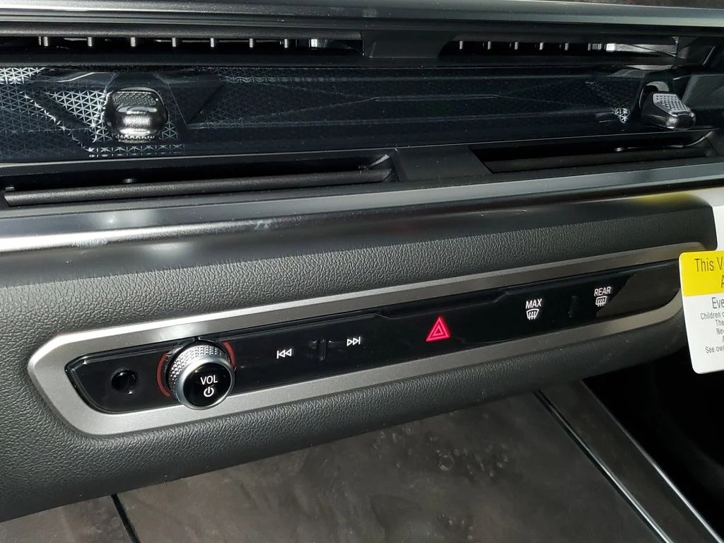 New 2026 Gray BMW xDrive40i image 23
