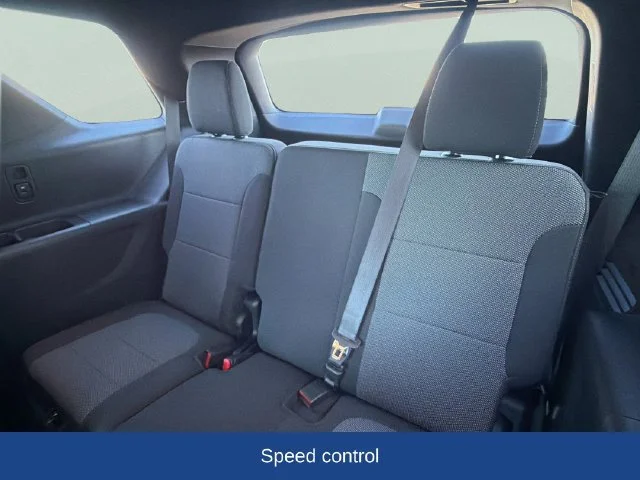 Used 2023 NORTHSKY BLUE METALLIC Chevrolet LT Cloth image 18