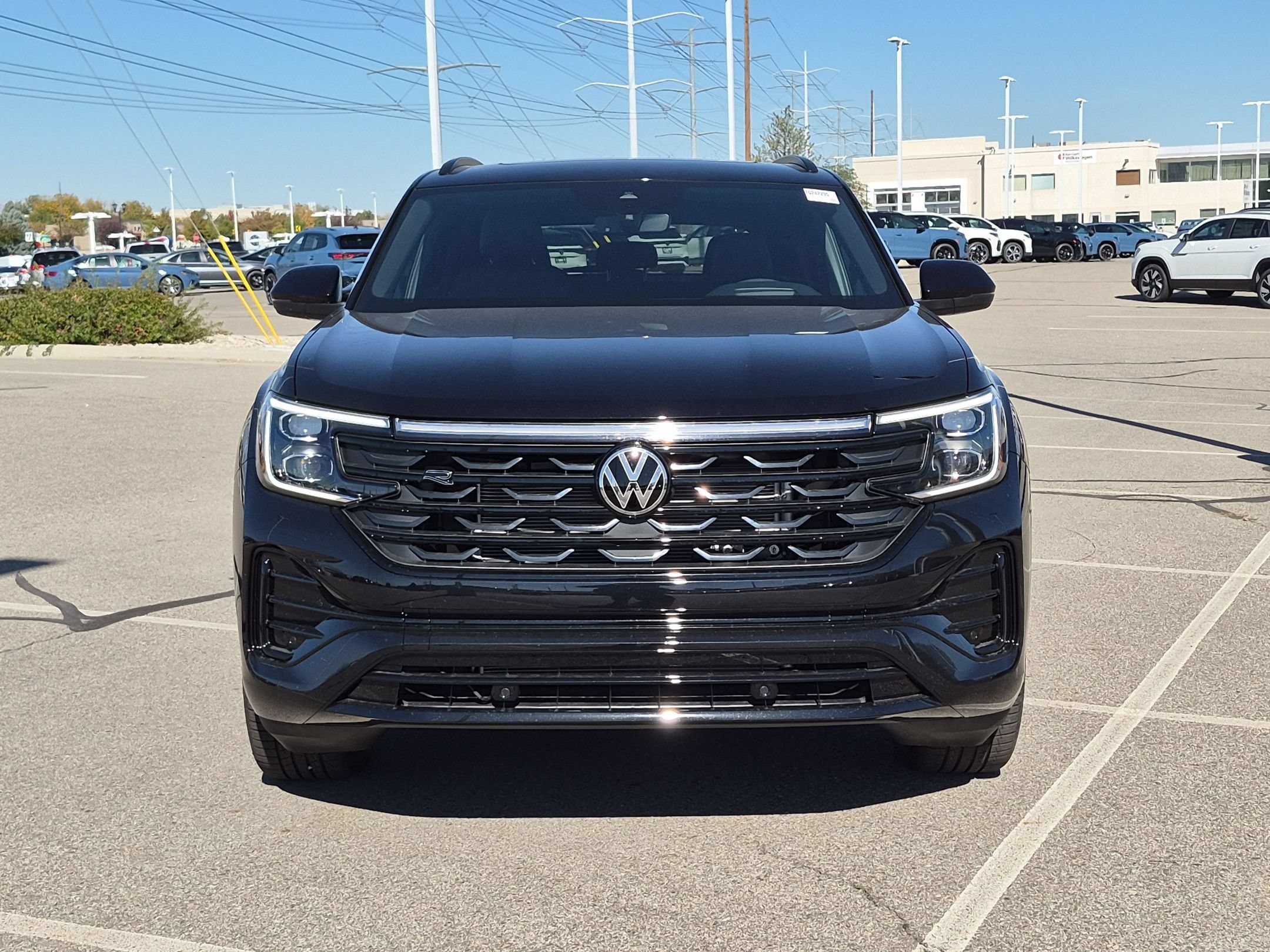 New 2026 Deep Black Pearl Volkswagen 2.0T SEL R-Line Black image 9