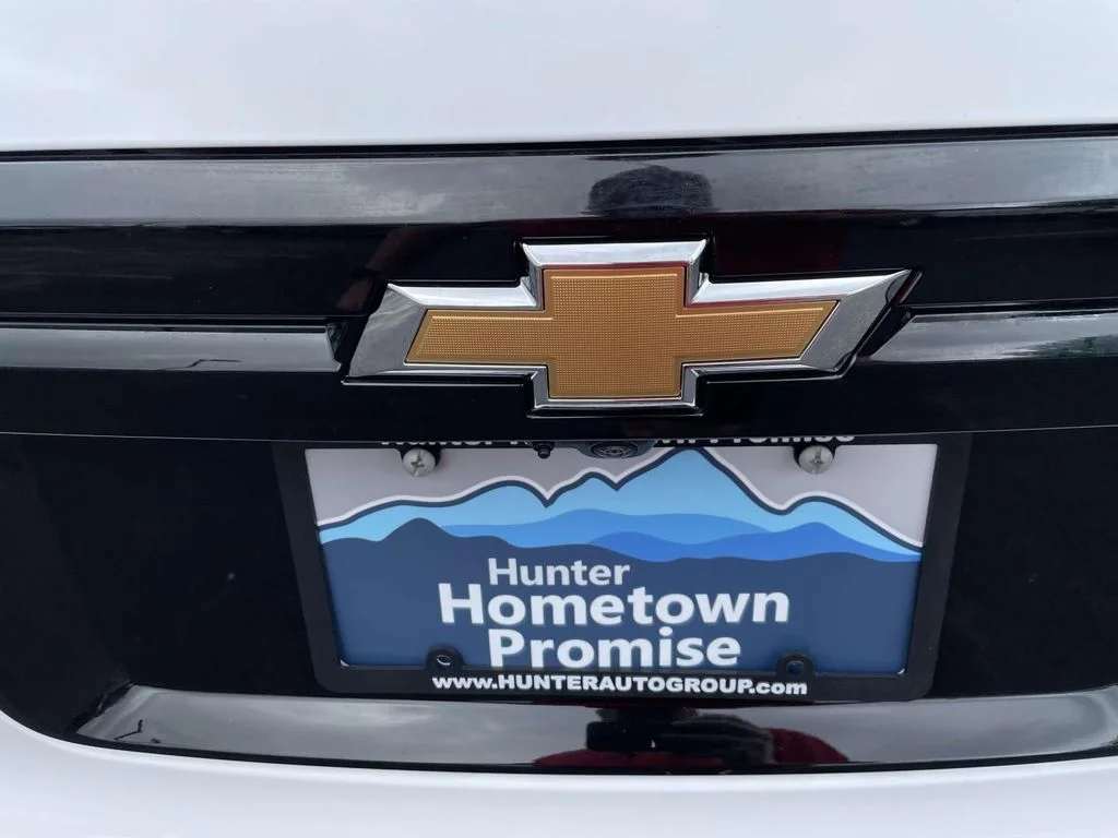 New 2026 Summit White Chevrolet LT image 13
