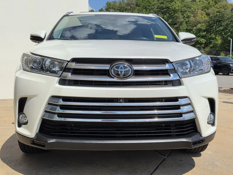 Used 2018 Blizzard Pearl TOYOTA LIMITED PLATINUM V6 AWD image 7