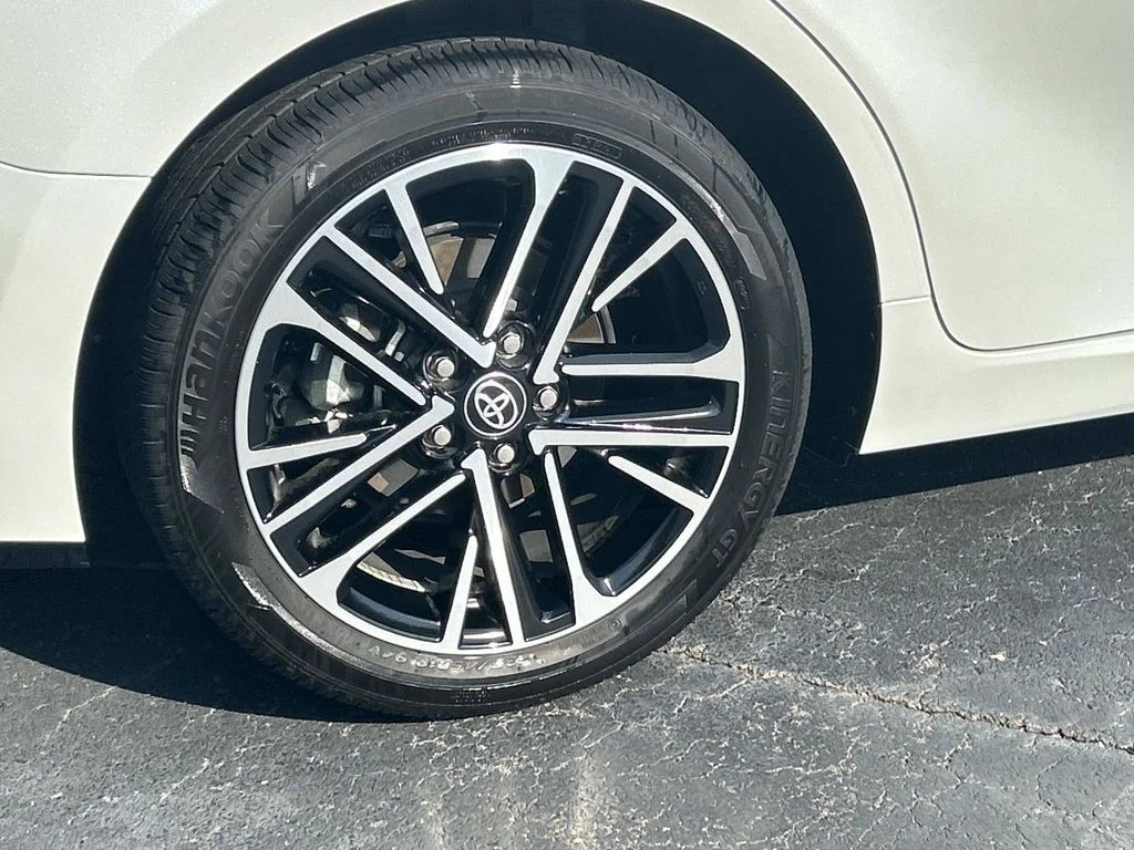 Certified Used 2025 Beige Toyota XLE image 8