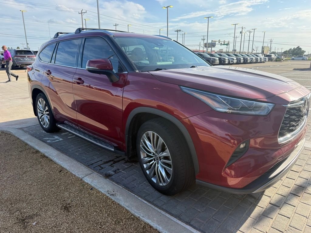 Used 2022 Ruby Flare Pearl Toyota Platinum image 5