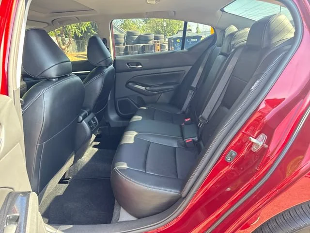Used 2023 Scarlet Ember Tintcoat Nissan 2.5 SL image 15