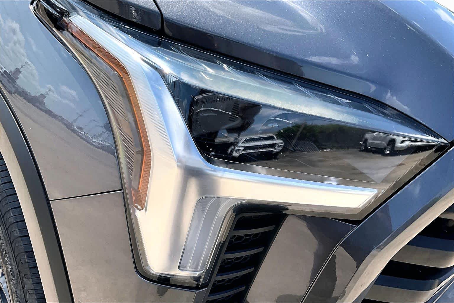 Used 2022 Magnetic Gray Metallic Toyota SR5 image 28