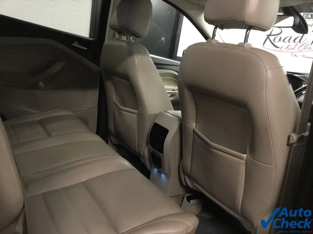 Used 2014 Red Ford Titanium image 33