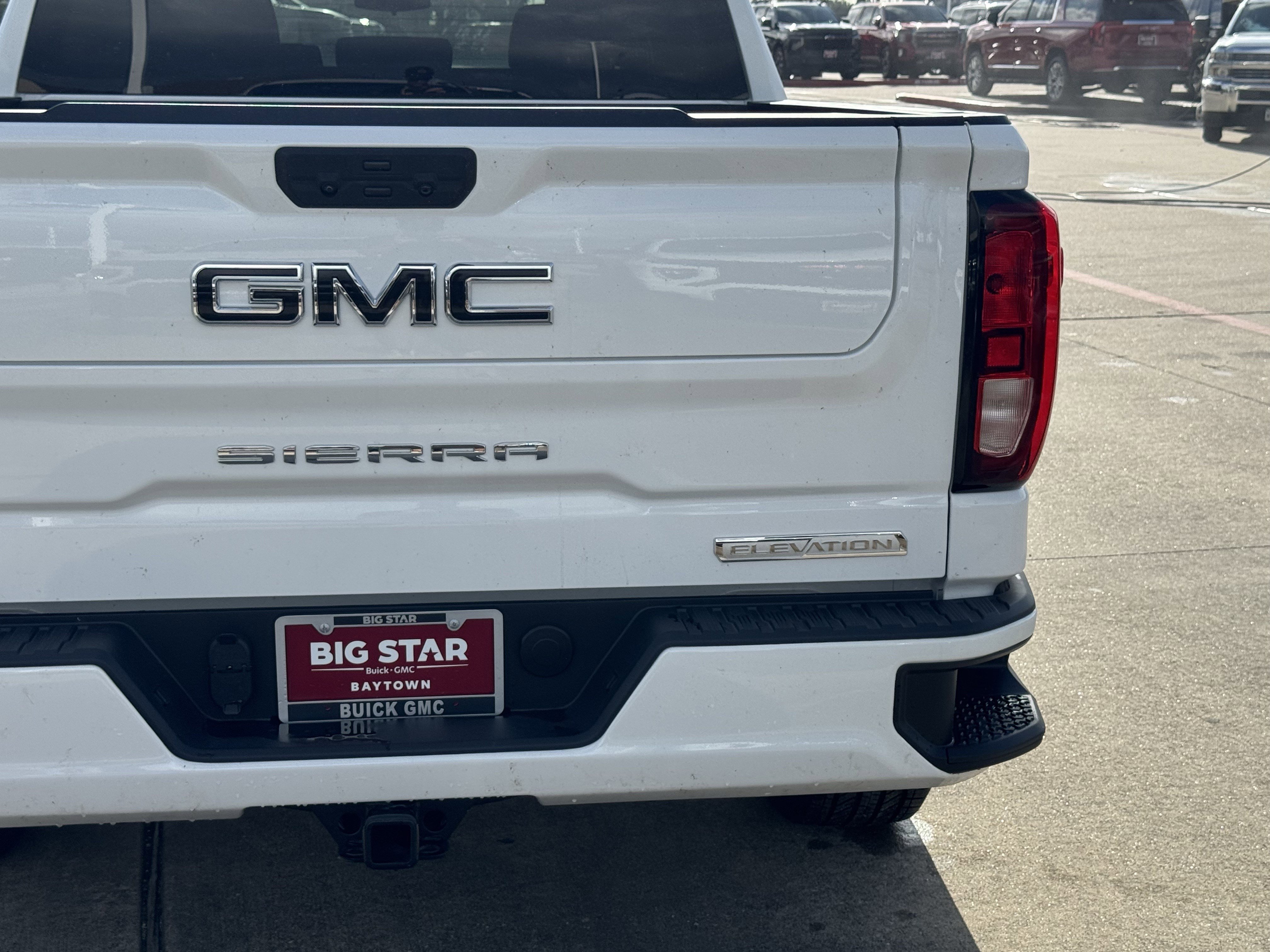 2026 GMC Sierra 1500 Elevation - Photo 9