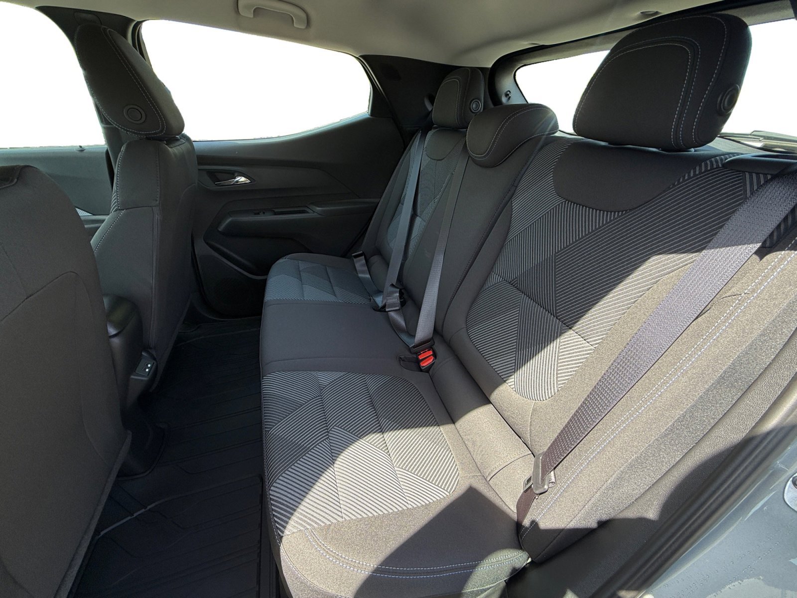 2027 Chevrolet Bolt LT - Photo 16