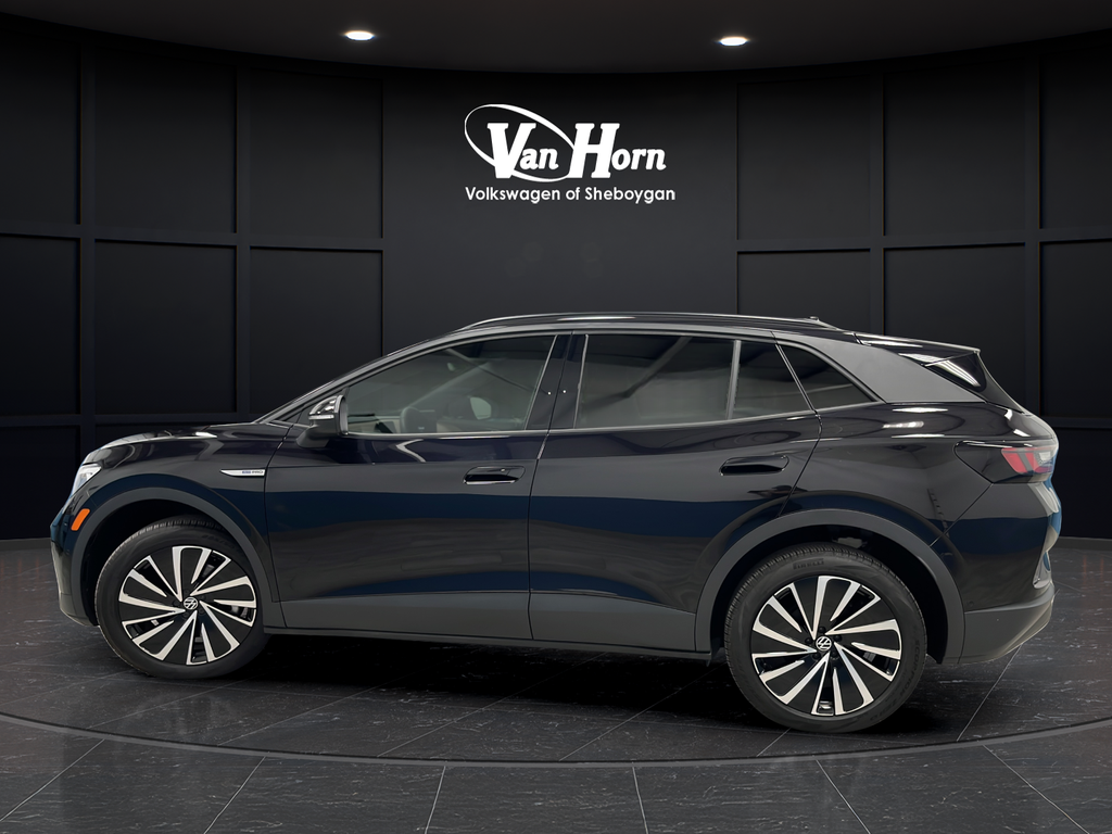 Used 2024 Black Volkswagen Pro image 4